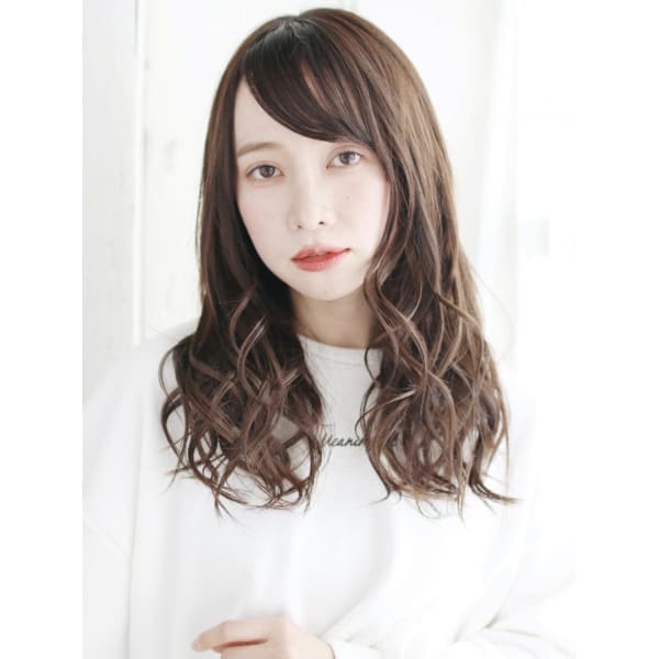 カット+リタッチ艶カラー+ケアTr+スパ【¥7700】
