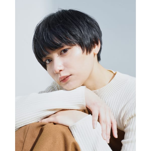 【1月特別価格】カット【学生の方】　 ※シャンプー別料金。1年以上カットしていない方は➕料金あり。