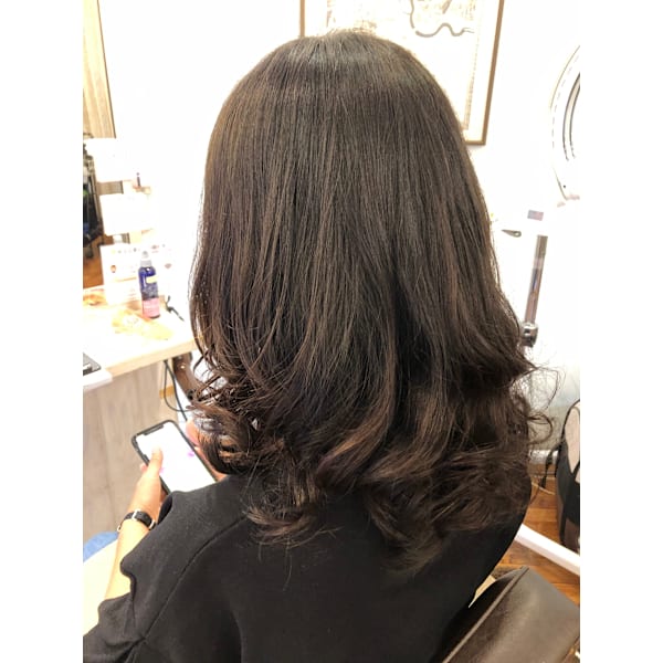 ふんわりストカール（顔周り）＋ＲＥＺＯ＋魔法のトリートメント＋ヘッドスパ　￥17600→￥15950