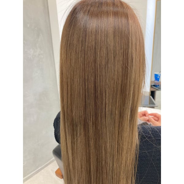 カット＋BIKAKU髪質改善ストレート＋4ステップトリートメント