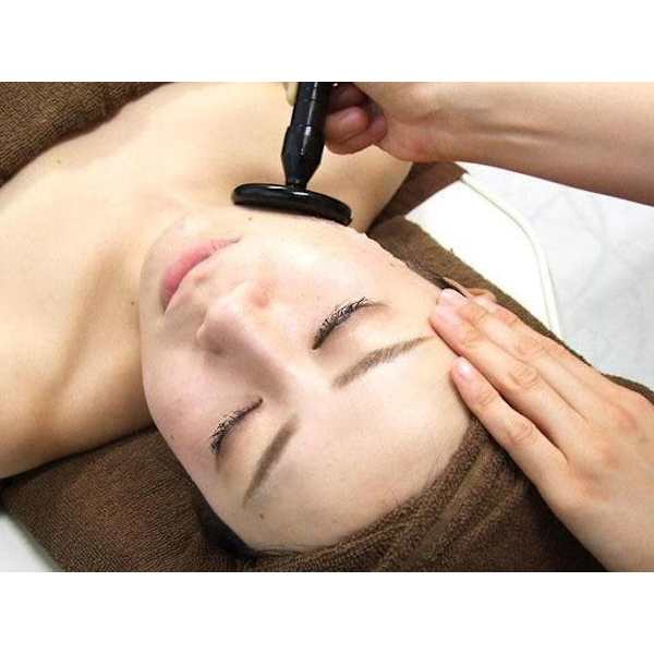 ラジオ波フェイシャル（二重アゴ・脂肪に）