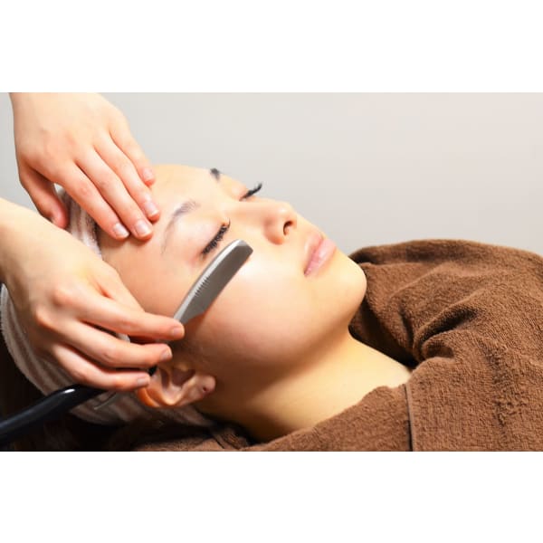 【顔、襟】新規様限定♪小顔リンパ美肌シェービング60分¥5500