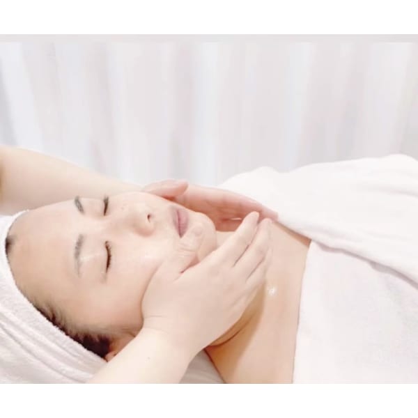 【期間限定3/31まで】オールハンドフェイシャルエステ(施術時間約60分)