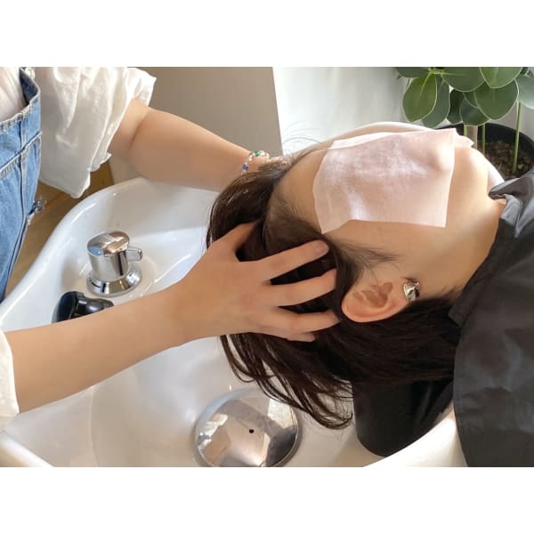 【ヘッドスパコース】メンズカット＋眉カット＋頭皮クレンジング＋アロマヘッドスパ