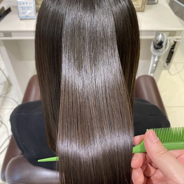 【美髪・クセが弱い方】ボリュームを落としたい縮毛矯正コース