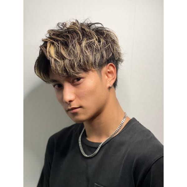 カット＋ダブルカラー（ハイトーンカラー）シェービング付き￥16,820〜