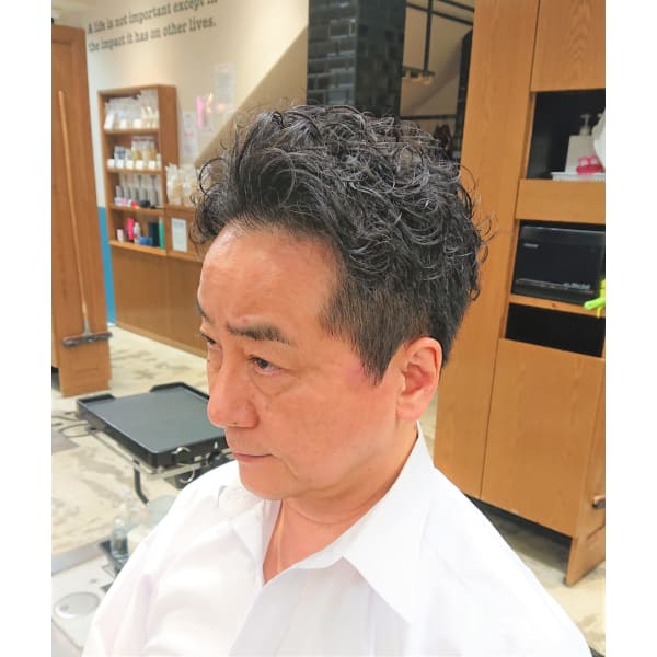 カット＋パーマ＋眉カット＋スパシャンプー＋VJトリートメント 40代50代ビジネスマンにもオススメ　