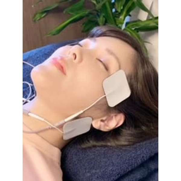 目の疲れ専門コース30分！慢性的な目の疲れを取り除きます！