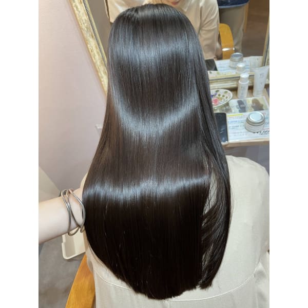 【女性限定】カット+ダメージ軽減♪縮毛矯正