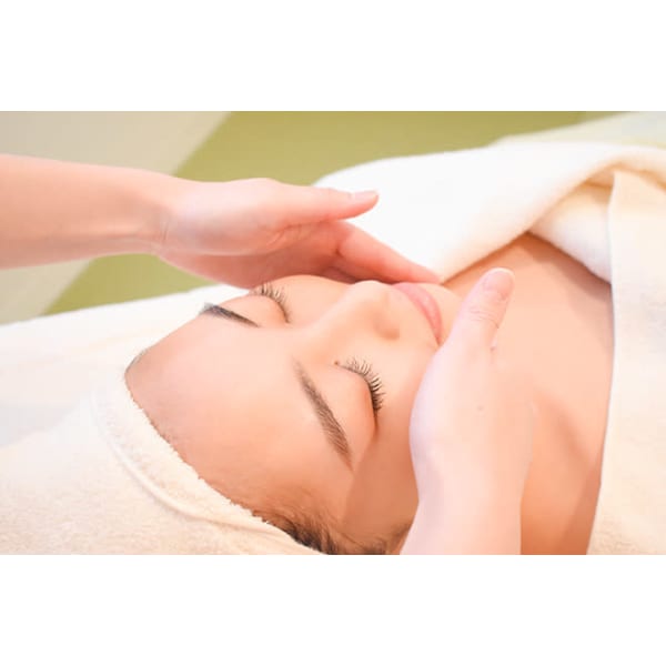 【新規限定】《小顔・リフトアップ》インナーマッスルフェイシャル 70分