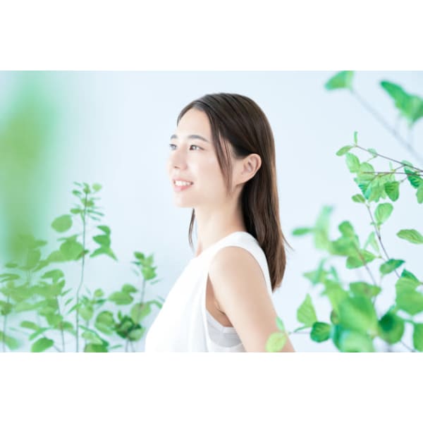 【ヘアカラーの少しダメージ毛】おとなの縮毛矯正+カット