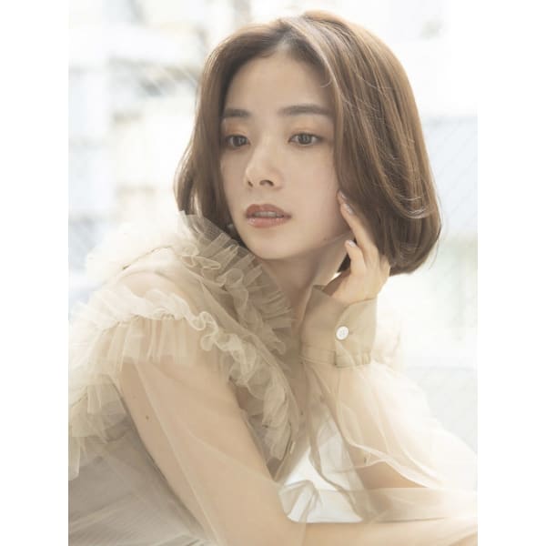 カット＋脱白髪染めカラー＋白髪ぼかしハイライト￥20,900[銀座駅/銀座一丁目駅/東銀座駅］