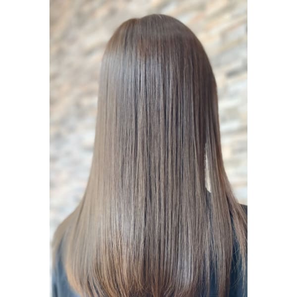 カット＋ストレート＋髪メンテトリートメント