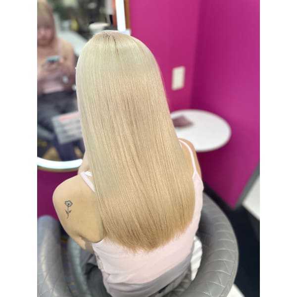 ケアプロ無料ダブルカラー＋Lv.5髪質改善トリートメント