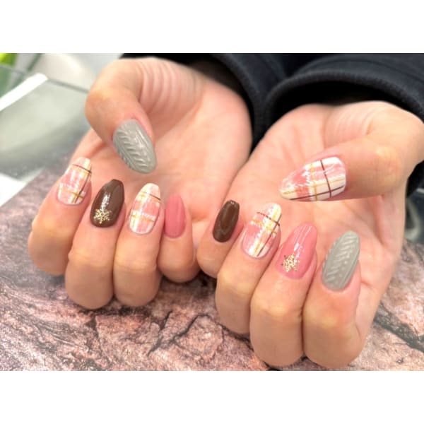 ジェルネイル【持ち込みアート】デザインに応じて￥6,6００～