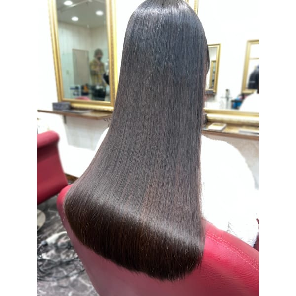 【新規限定】『艶髪&髪質改善』カット+ココナッツ縮毛矯正￥21200→¥19950