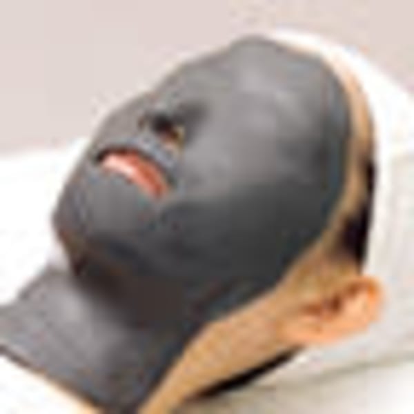 【毛穴・黒ずみが気になる方】毛穴スッキリプラン（70分）