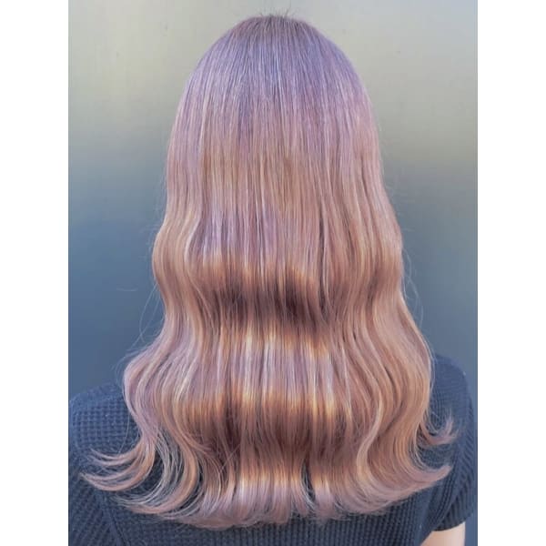 【人気No.3】【3回目まで利用可】ブリーチ＋オンカラー＋潤艶Tr ￥12000 [渋谷/髪質改善]