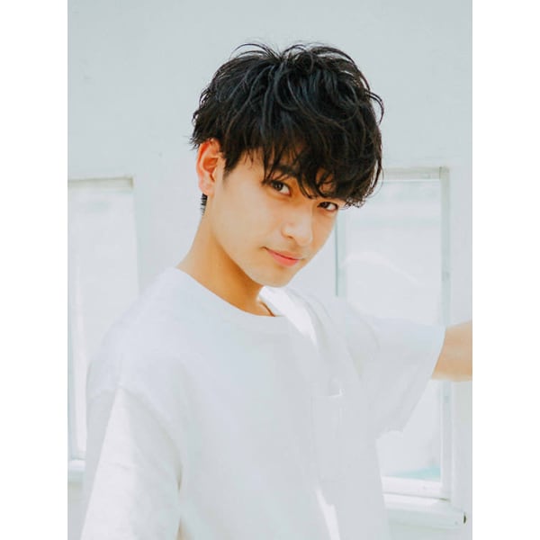 【指名料無し】【メンズ限定】《爽やかにイメチェン》カット＋シャンプー＋眉カット