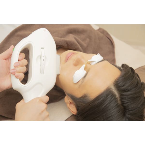 【メンズ人気No1★リピ率90%】ヒゲ脱毛《40%off》¥5500→¥3300