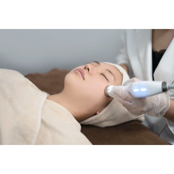 うるつや水光肌へ！乾燥、たるみケアにプラズマ＠4980