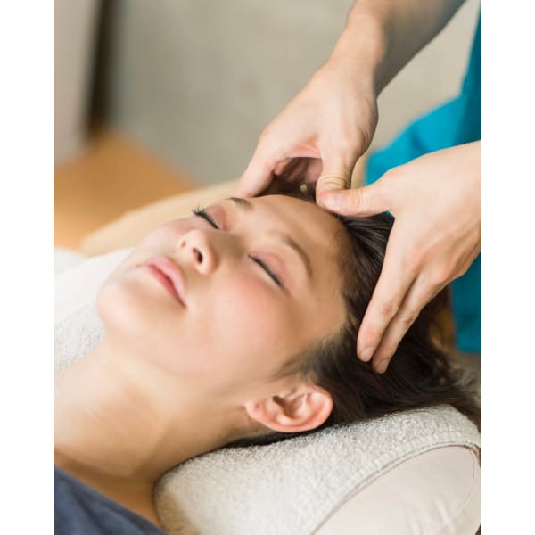 【小顔・骨盤矯正】筋肉を緩め、パーツを整える美容矯正！たるみ改善/シワ改善◎