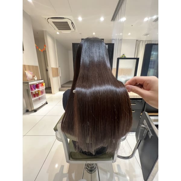 【顔型4タイプ診断付き似合わせ髪質改善コース】《カット+髪質改善エステ》