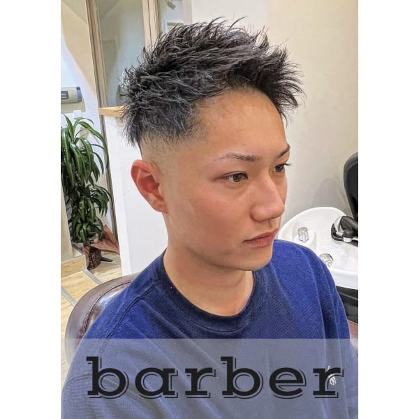●Barber【メンズ1番人気】カット+シェービングorヘッドスパ眉カット¥5800