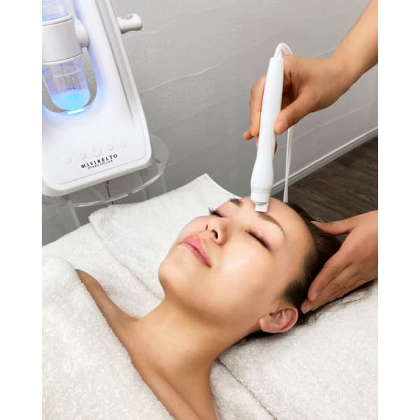 【女性・男性ともにOK!】毛穴すっきり吸引コース+光フェイシャル