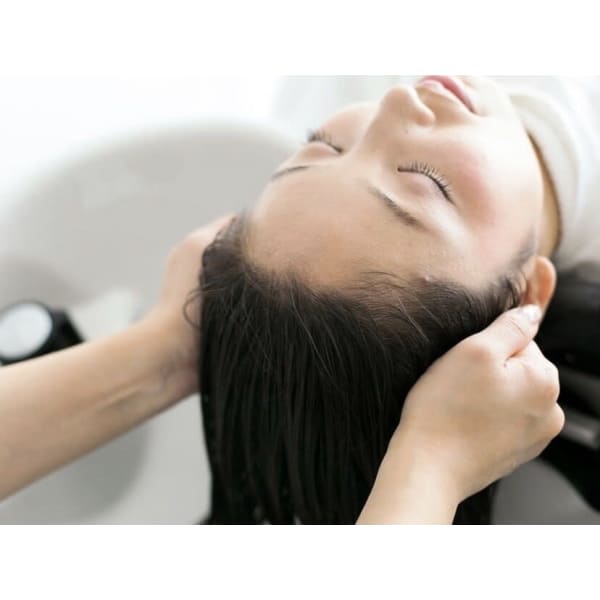 《平日限定》季節のへッドスパ♪10分＋選べるTR＋炭酸シャンプー