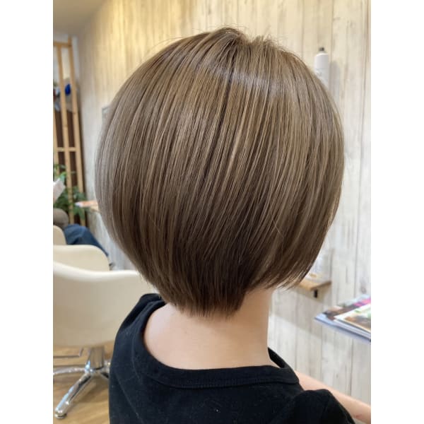 ★大人気髪質改善カラー★デザインカット+美髪艶カラー￥12000