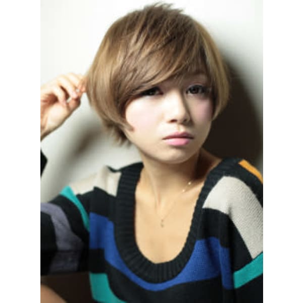 レディースカット+リラクゼーションヘッドスパ　8800円