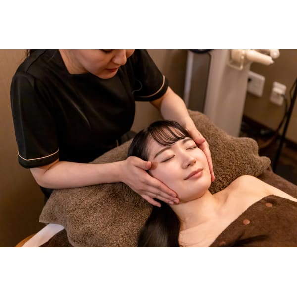 Bコース レディースうぶ毛そり＆フェイシャルマッサージコース¥4950→¥3850