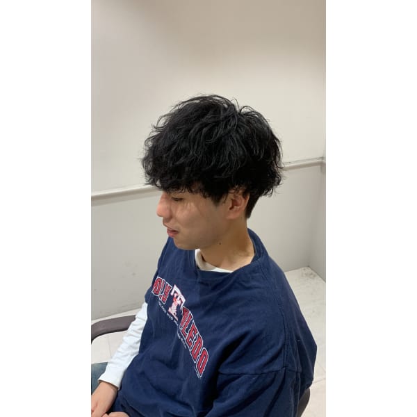 【繰り返しのパーマでダメージが気になる方に】カット+メンズパーマ+5Stepトリートメント