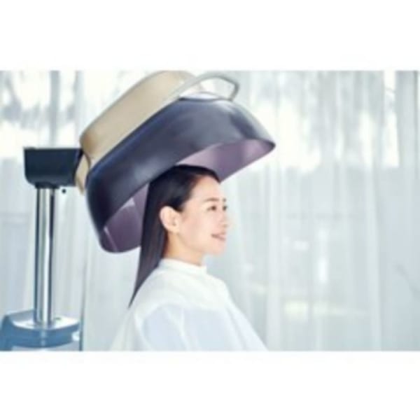 人気3！パサつき気になる方に！カット+ハイドレイドカラー￥18,700（白髪染めOK）
