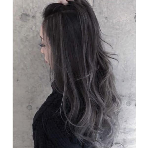 《人気No.3》ハイライト＋カット＋カラー＋3stepトリートメント￥17,900