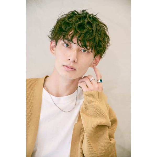 カット＋ツイストスパイラルパーマ￥10000