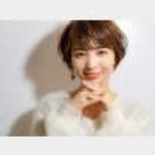 【！迷ったらコレ！】カット＋4STEPトリートメント（CAREPRO付） ￥11385