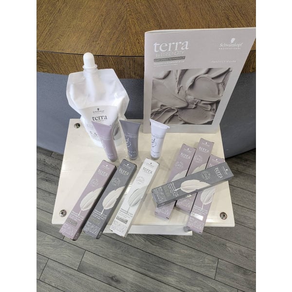 カット＋クレイ(CLAY)白髪染め￥10500～