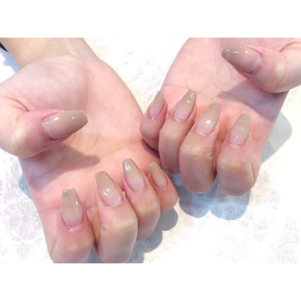 シンプル派におすすめ◎ハンドカラーグラデーション￥3,800