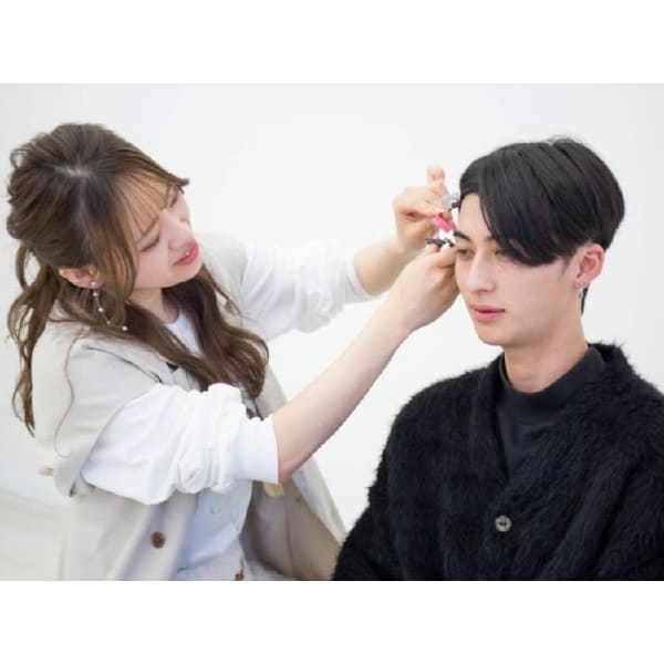 【人気No.1】Men'sカット+眉カット+炭酸SPA+シャンプーブロー 8800円⇒