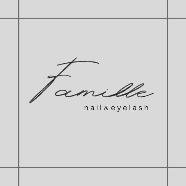 nail & eyelash Famille 新宿西口店