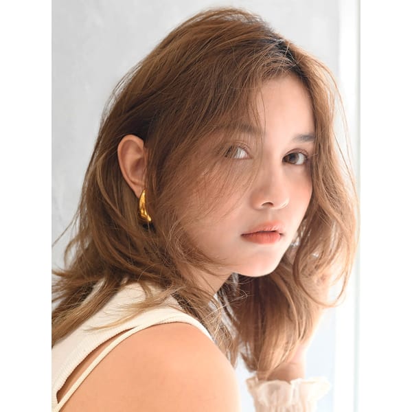 《人気No.2 》似合わせカット＋全体カラー￥11000→￥8980