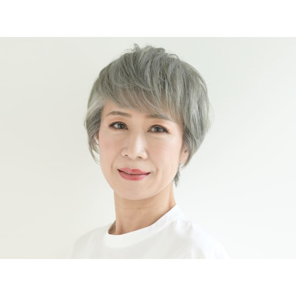 【初めてグレイヘアにしていきたい方に】スイッチカラープラン￥20,900