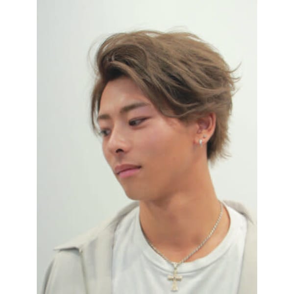 【ナチュラル】カット＋ポイントパーマ＋マイクロバブルシャンプー　￥7500