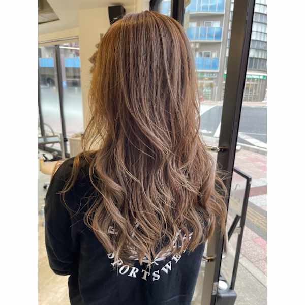 カット＋イルミナカラー＋トリートメント ￥14,080～