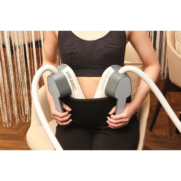 【隙間時間ダイエット】着替え無しで速攻筋トレ!話題の電磁波EMSが¥17,600→¥2,500