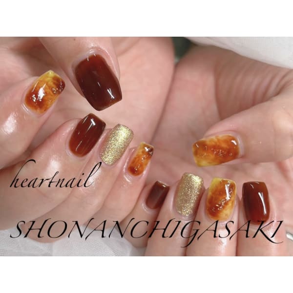 【ご新規様】オフ込★200種類+店舗限定から選べるハンドジェルネイル¥3,850