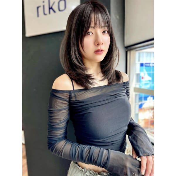 【ご新規】トレンドヘアカット+艶トリートメント¥4800