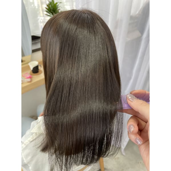 【伸ばし中の方に◎】艶カラー＆トリートメント※担当者指名不可